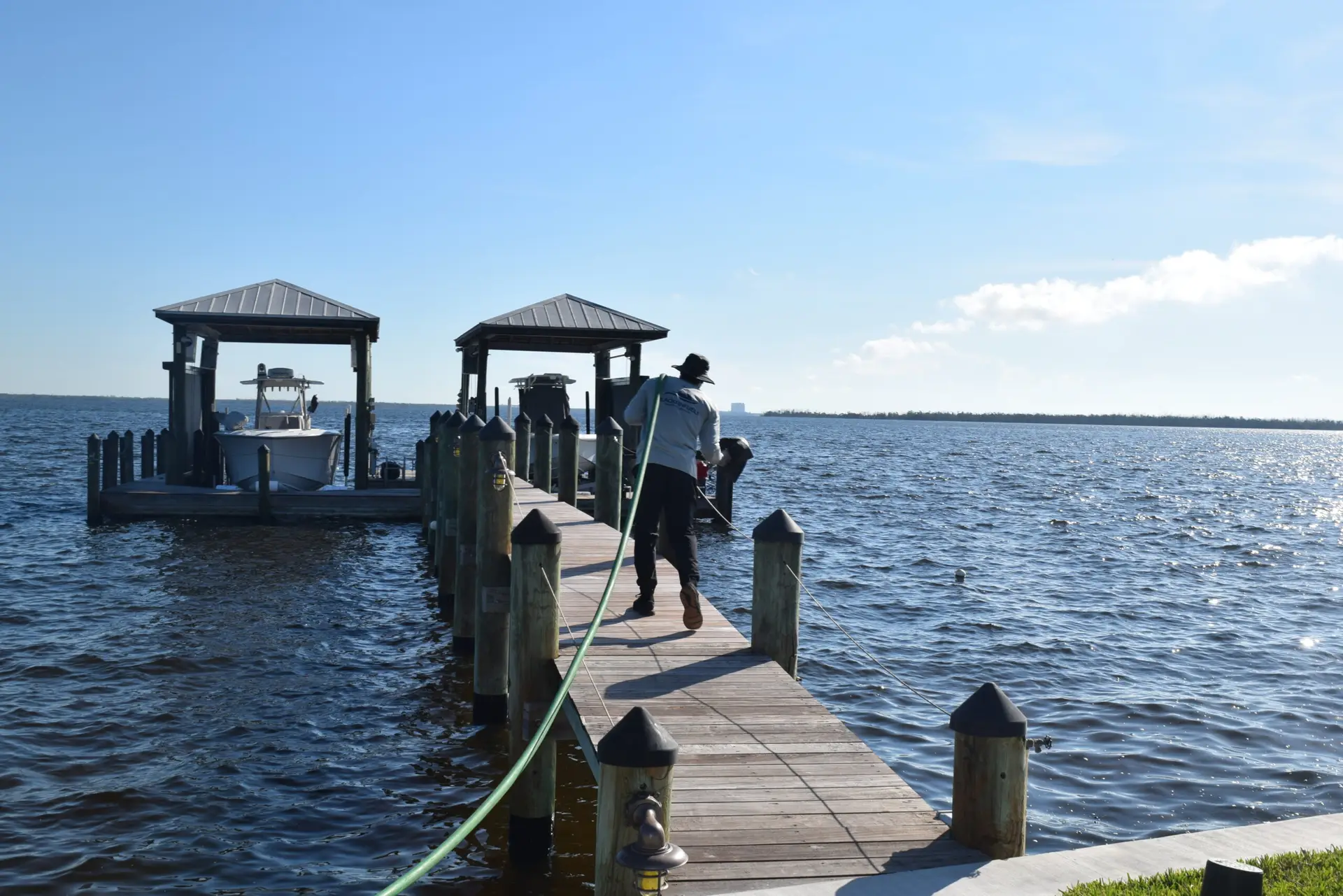Fueling to the customer's dock