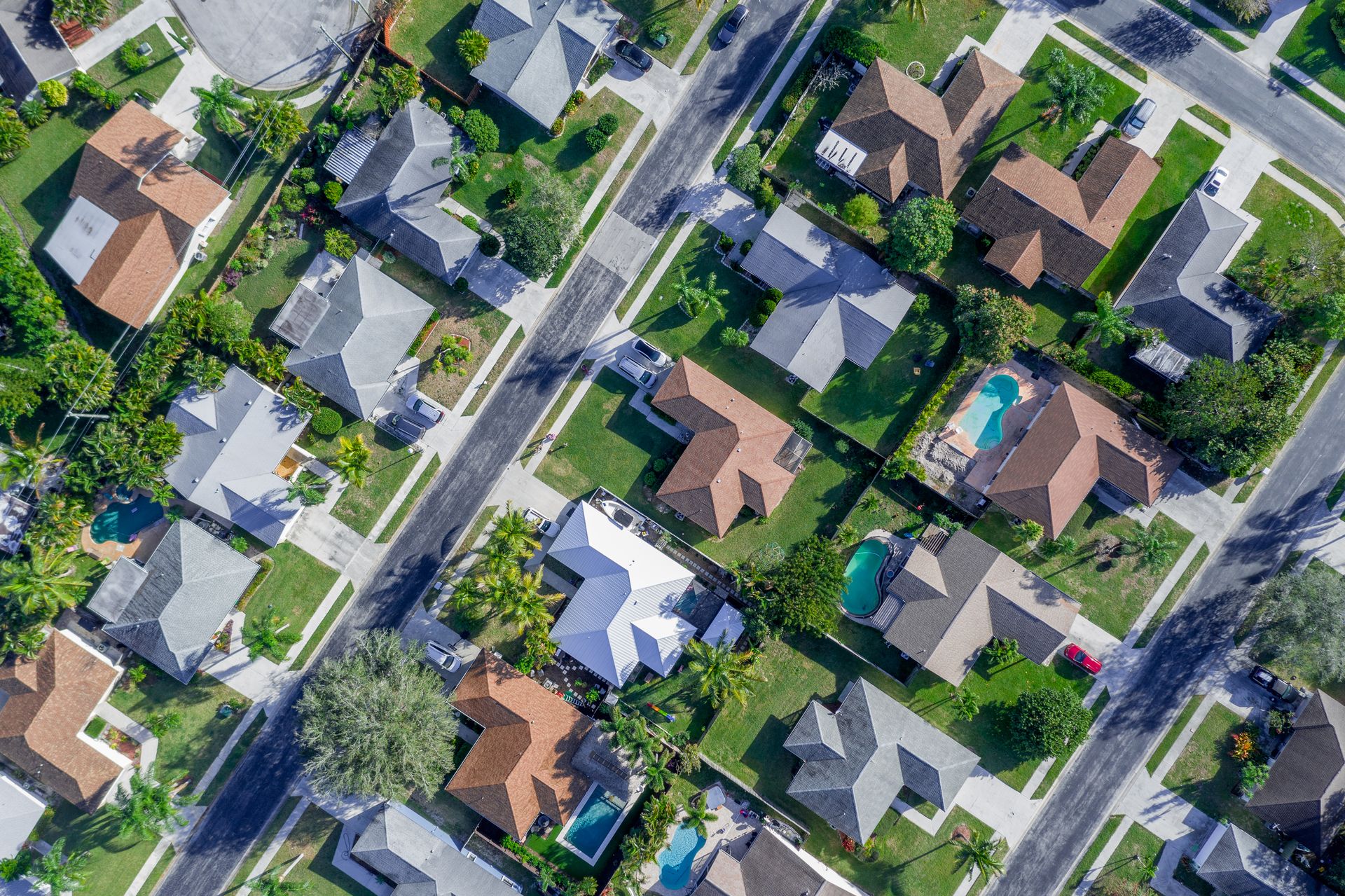 Aerial view of a waterfront neighborhood in Sarasota, Florida